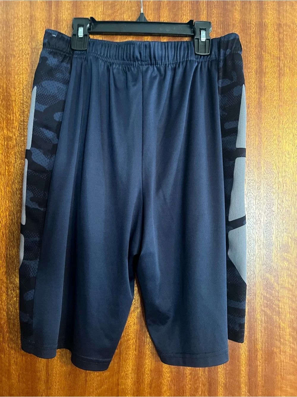 tek gear Men’s Navy Athletic Shorts with Gray Side Panels
